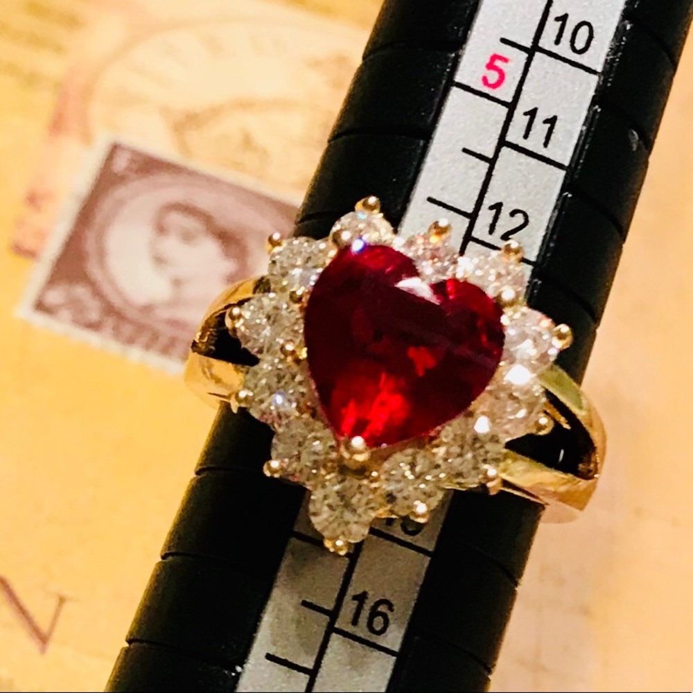 Heart Shape Garnet Gem 💎 Ring - Picture 4 of 6